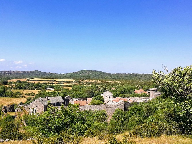 Rando-du-Sud-Larzac0002--Gilles-Delerue---ADT34-2