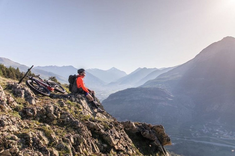 Traversée du Pays des Ecrins en VTT en 2 jours