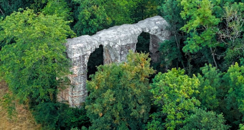 Vue sur l'aqueduc Brignais