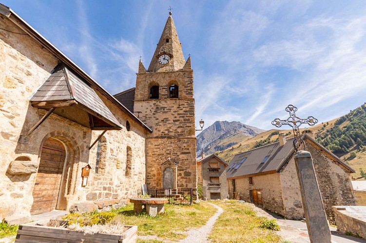 Des Hières au hameau de Valfroide