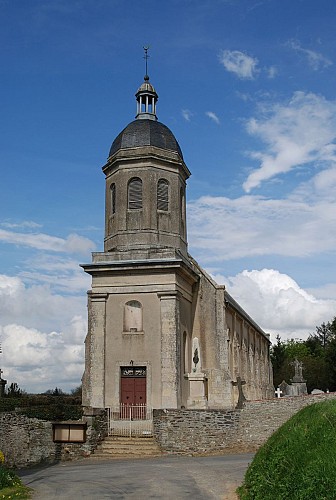 photo6_eglise_saint_jean_baptiste_copyright_guibout2