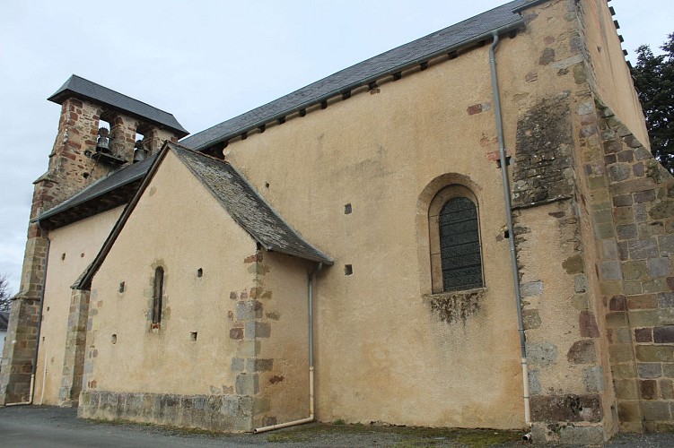 Eglise St Saturnin - Les Moulins - St Sornin Lavolps © J.Lautrete OT TDC (2)
