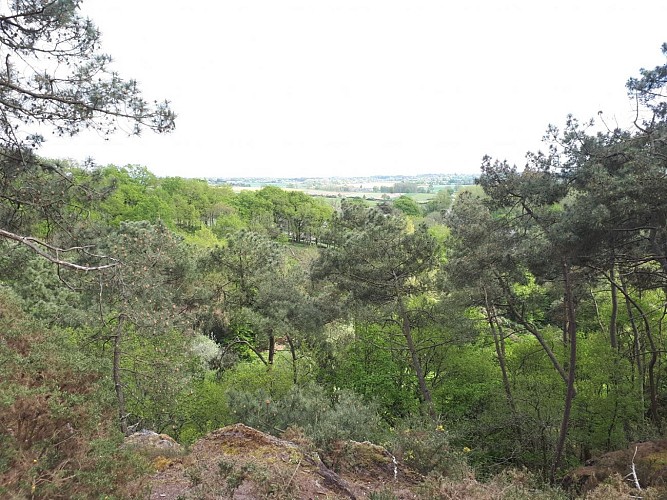 Loutehel : la vallée de Ropenard