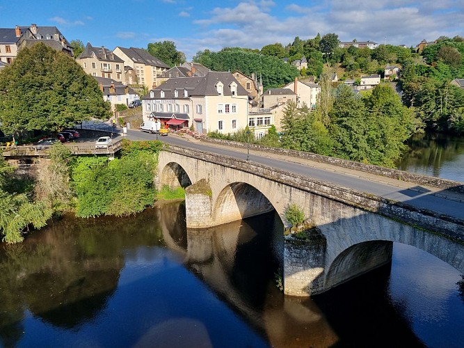 Uzerche panorama 