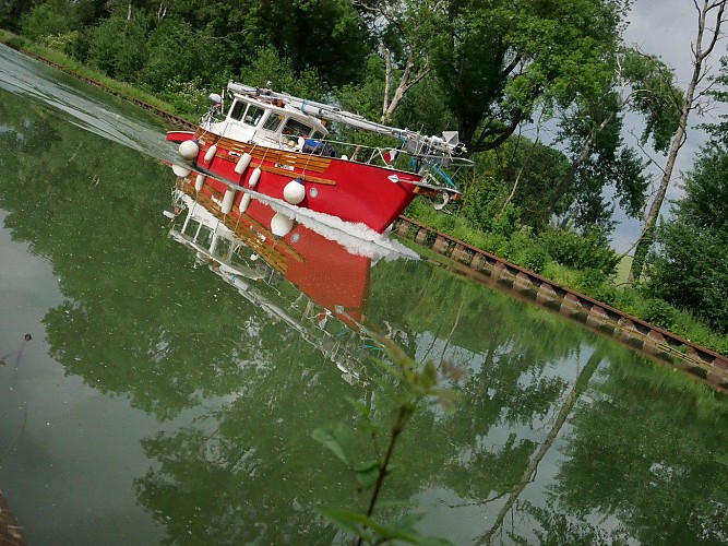 House boat sur canal