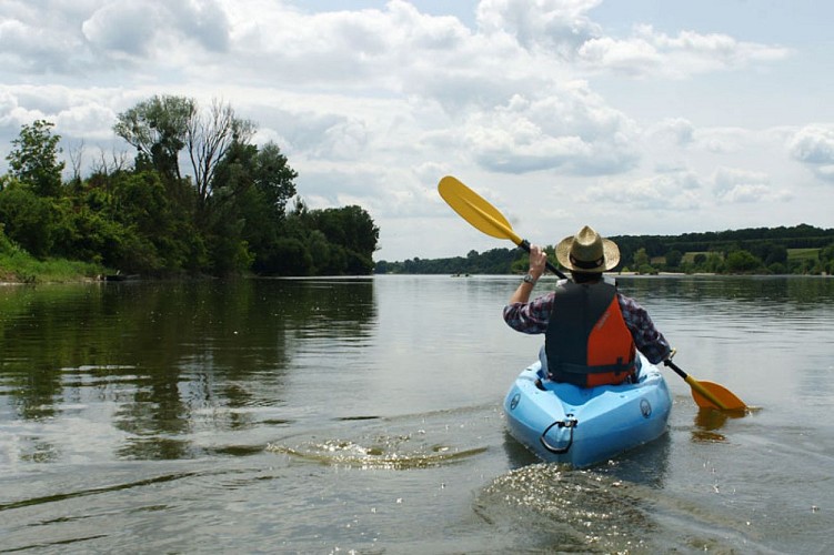 balade-canoe-sur-la-loire©ADT41-C-Marino-(2)