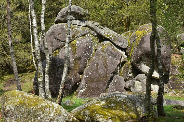Circuit Route - De Bourganeuf, cité médiévale au Lac de Vassivière