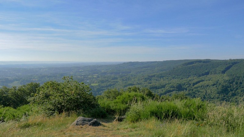 Circuit route - Chabrières, de pierre et d'histoire...