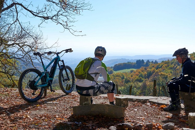 Circuit VTT 65 - Le Château de Saint Bonnet_Chevinay