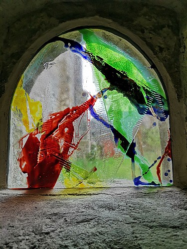 Vitraux église Orgnac