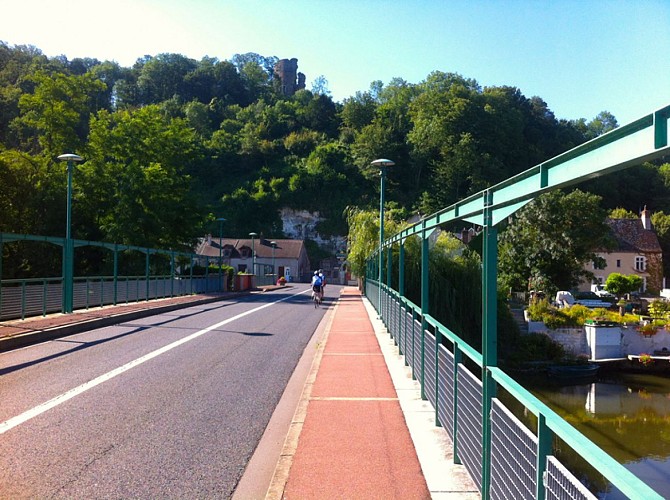 Pont-et-ruines-freteval