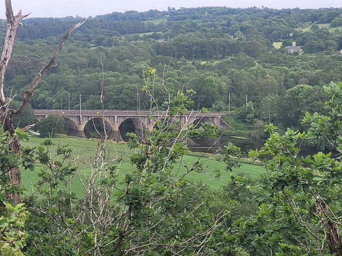 Saint-Senoux ; Cambré et Montserrat