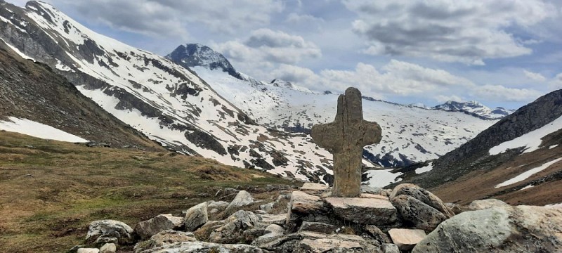 Col de la CROUZETTE et le Mont VALIER en arrière plan