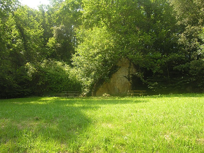 Rocher de Cordis Le Trefle falaise de Cordis escalade aire de pique-nique Marignac_4