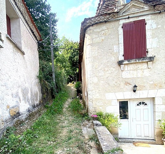 SOURZAC-Boucle des 3 fontaines-Chemin 3 jpg