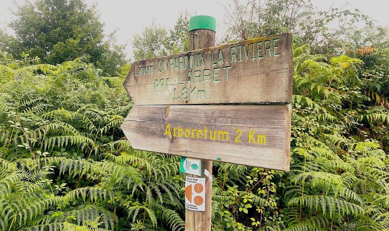 SAINT-SAUD-LACOUSSIERE-Boucle de la Valade-Signalétique