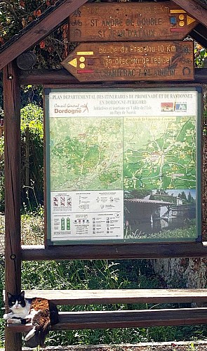 SAINT VINCENT DE CONNEZAC-Boucle de Pradelou-Chat-Panneau d'appel