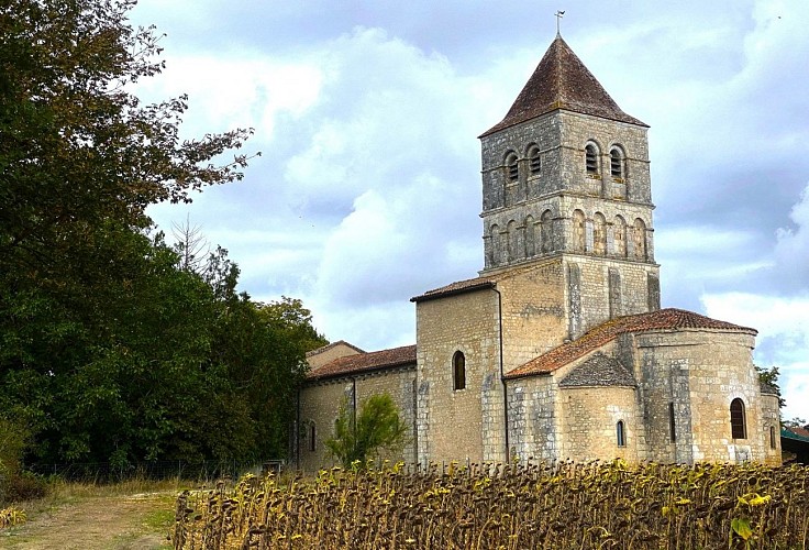 LA CHAPELLE-SAINT-ROBERT-Boucle Romane-Eglise 2