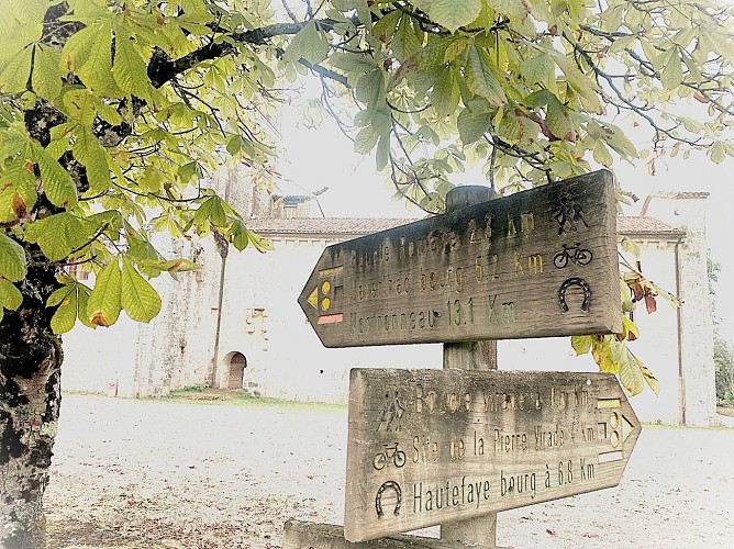 LA CHAPELLE-SAINT-ROBERT-Boucle Romane-Signalétique