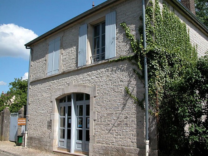 Atelier Renoir façade 10
