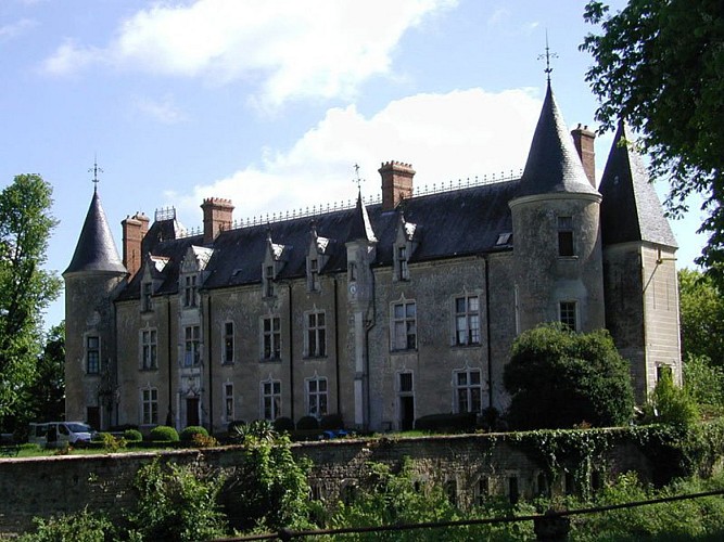 Château de Chaceney facade-2 10
