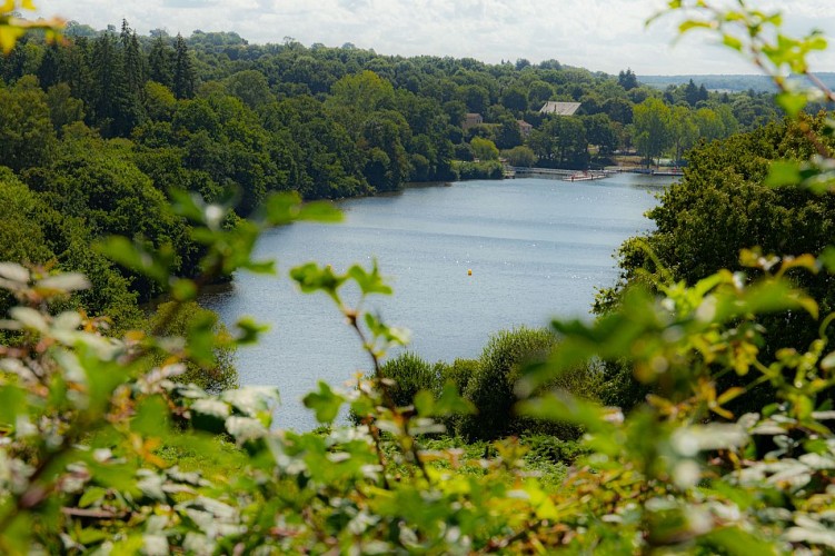 Le Lac de Suisse Normande