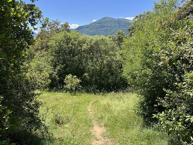 Les petits sentiers entre les villages