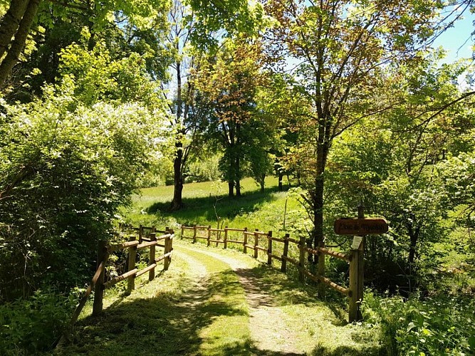 La traversée du pont avant d'arrivée à Portet de Luchon