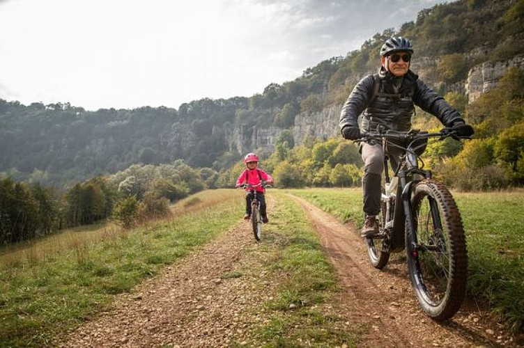 Circuit VTT n°26 (bleu) - Tour des rochers du Jarbonnet