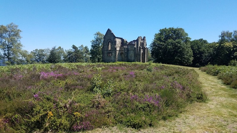 GRPMBL -Chapelle du Mont Gargan - Saint-Gilles-les-Forêts (c) Pays Monts et Barrages-Estelle-Gilles copie