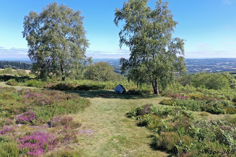 ENS et stèle du Mont Gargan 2020-06-30