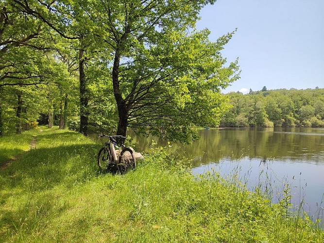 Etang de Maison Neuve - Saint-Léonards-de-Noblat - VTT - (c)Pays Monts et Barrages