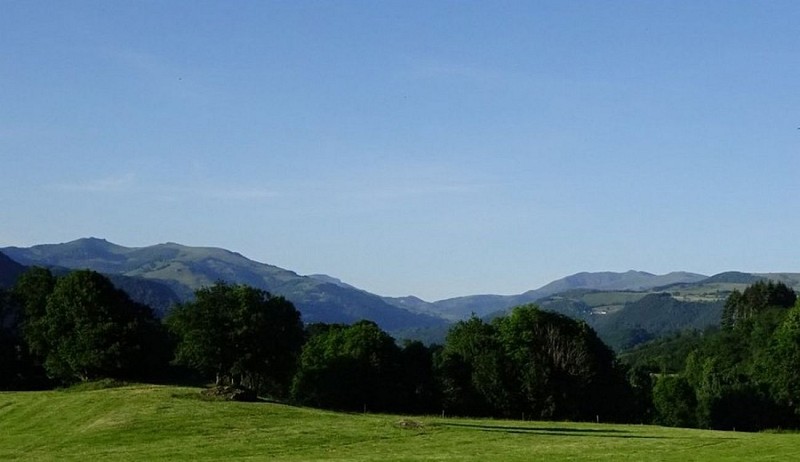La Ronde des châteaux  à Polminhac