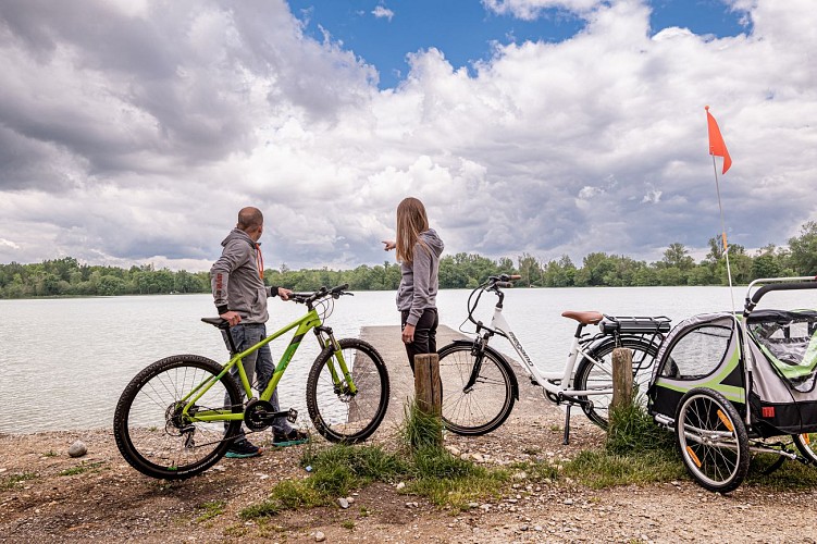 peyssies_loisir_velo_lac_fig@loicbel