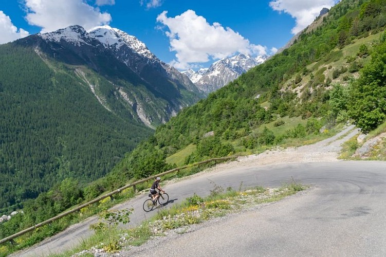 Montée à Puy Aillaud