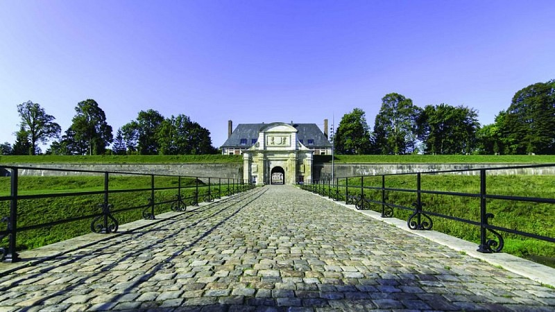 Gardens and Monuments