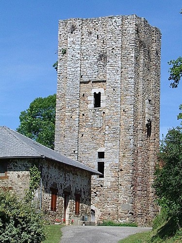 St-Méard-Tour d'Échizadour - Pays Monts et Barrages - Guillaume Martin