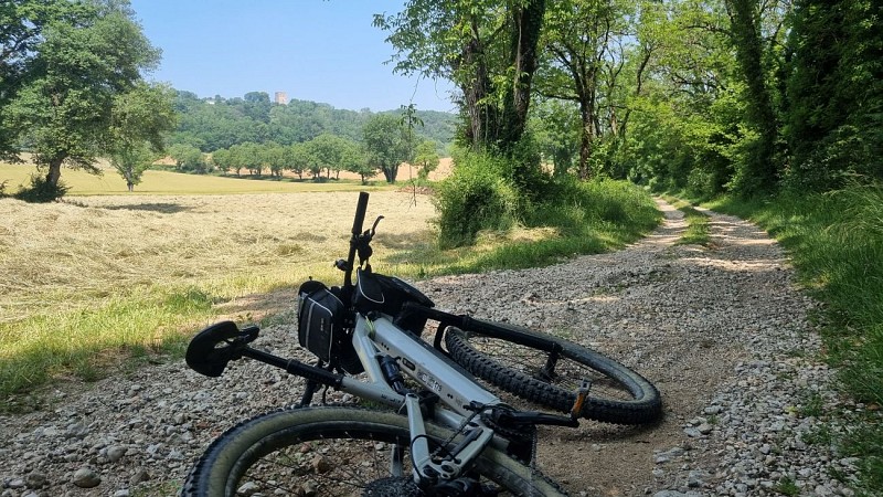 Circuit VTT n°29 (rouge) Côte de Chambod - Val de Buenc_Hautecourt-Romanèche