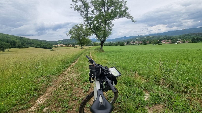 Circuit VTT n°29 (rouge) Côte de Chambod - Val de Buenc_Hautecourt-Romanèche