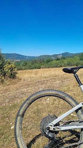 MTB circuit 28 red - Val de Buenc / Balmont - Espace Revermont FFvélo base
