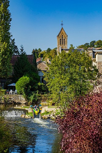 Falaise Tourisme - Pont d'Ouilly - Loisir, Kayak, VTT, Escalade © Sabina Lorkin @anibasphotography