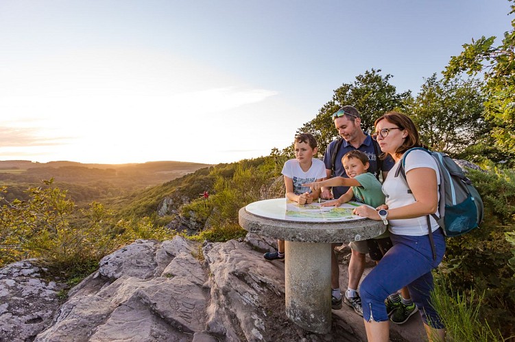 Roche d'Oëtre © Sabina Lorkin @anibasphotography