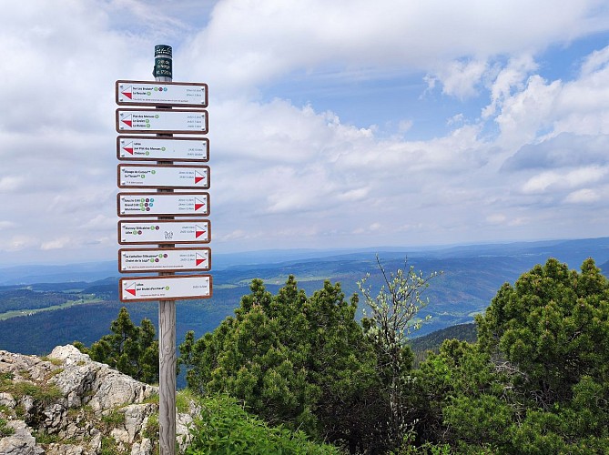 Hiking: Crozet to Crêt de la Neige via La Calame_Crozet