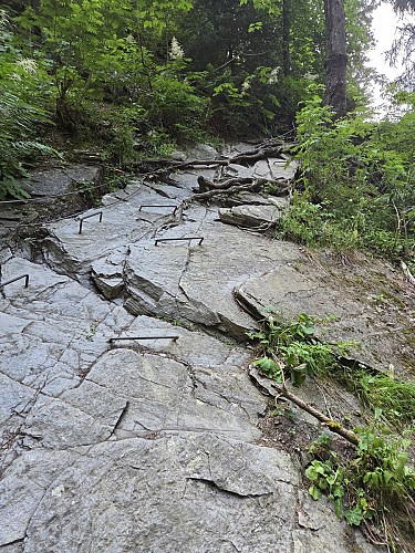 Accesso_al_bacino_da_handrail