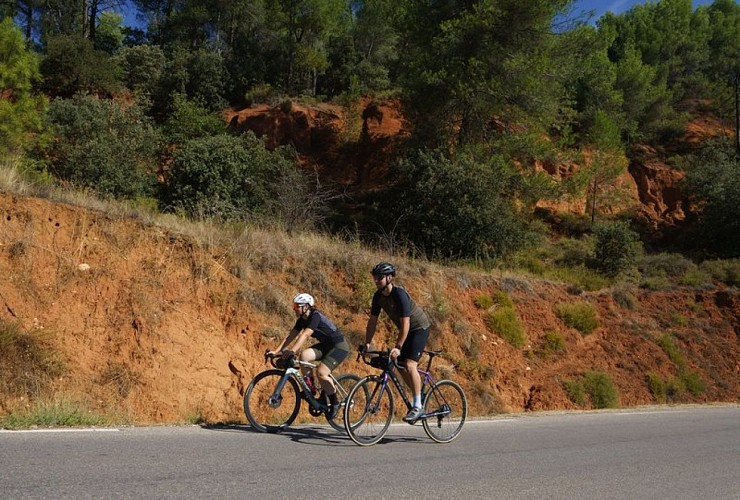 Sur les Ocres à vélo