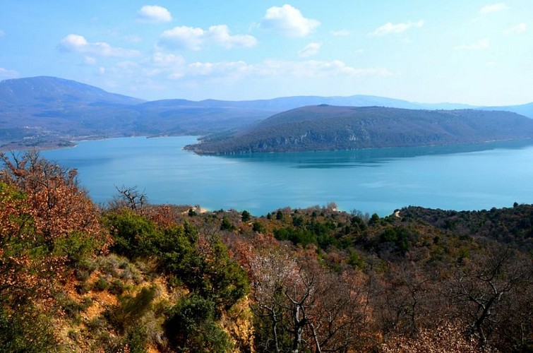 Le lac de Sainte Croix