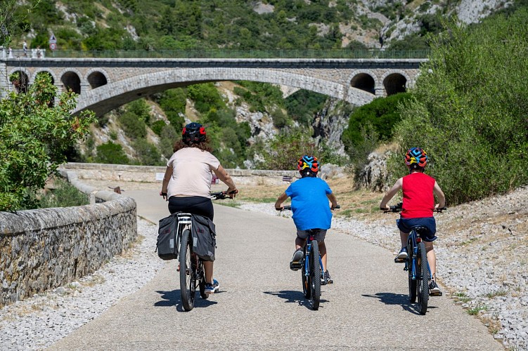 H_Oenovelo 2_Pont du diable_Gorges Herault-1