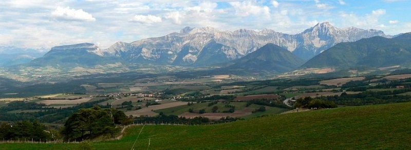 Le monestier du percy vu de Côte Bayard