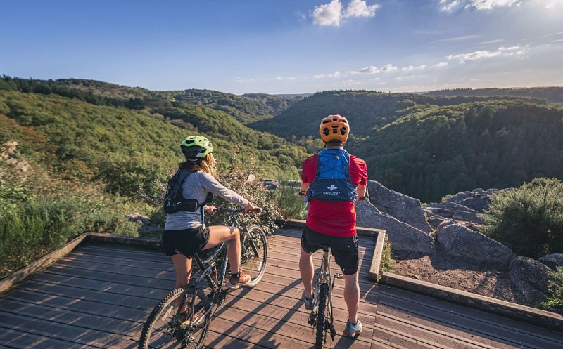 La Roche d'Oëtre©le7emeStudio.fr