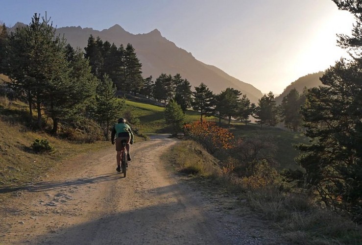 Arrivée à Montbardon